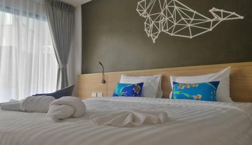 Deluxe King Room