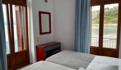 Double or Twin Room with Sea View