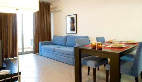 One-Bedroom Apartment with Balcony (2 Adults)