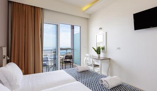 Superior Room with Sea View