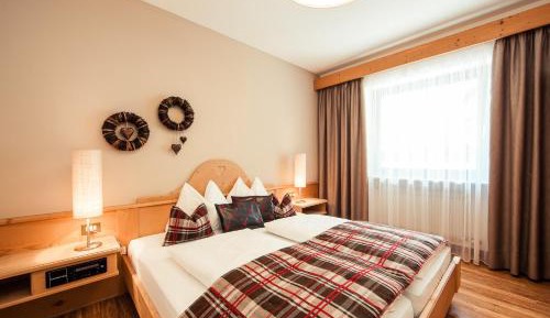 Two-Bedroom Apartment North 