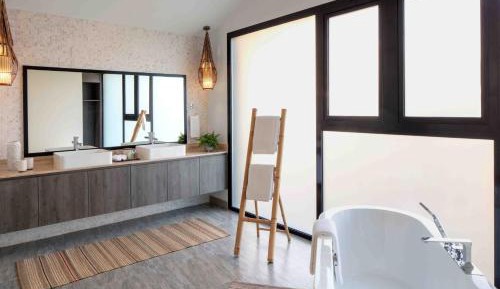 Junior Ocean View Suite