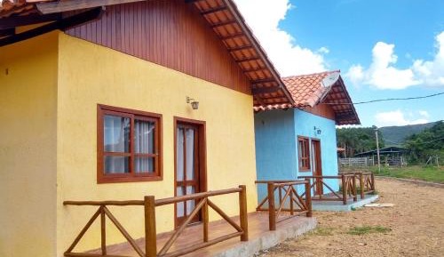 Deluxe Double Room (2 Adults + 1 Child)