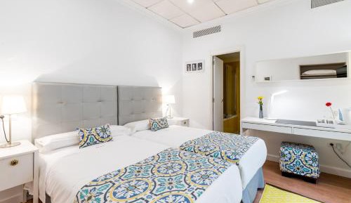 Interior twin room