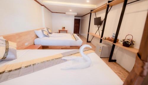 Deluxe Triple Room