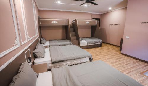 Deluxe Apartment