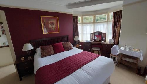 Twin Room with Shower
