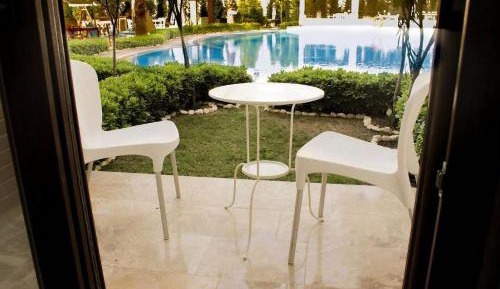 Deluxe Double or Twin Room with Garden Access