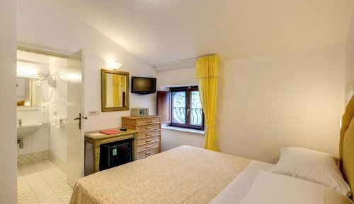 Small Single Room