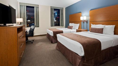 Standard Room with Two Double Beds