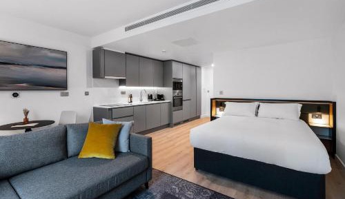 Studio Apartment