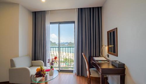Twin Room with Sea View