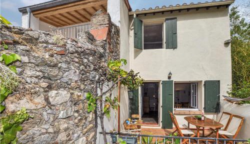 Two-Bedroom Holiday Home