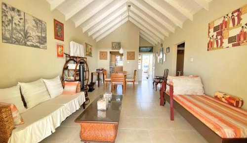 One-Bedroom Holiday Home