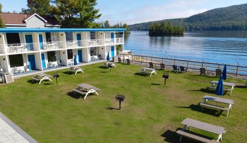 Deluxe Room with Two Queen Beds - Beachside