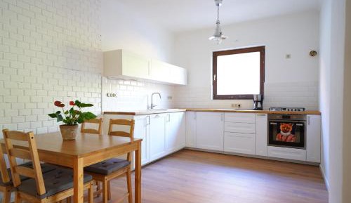 Basic Triple Room