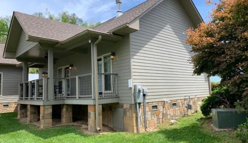 2 Bedroom 3 Queen Bed Chalet #415