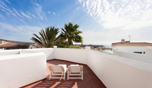 Bungalow with Sea View