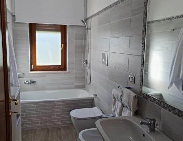 Double or Twin Room with Private Bathroom
