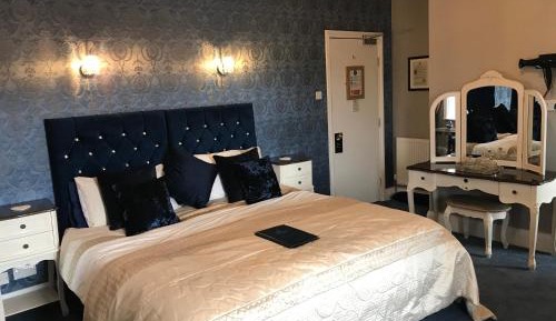 Superior King Room