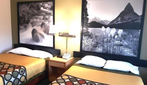 Queen Room with Two Queen Beds - Non-Smoking