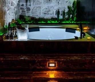 Double Room with Spa Bath