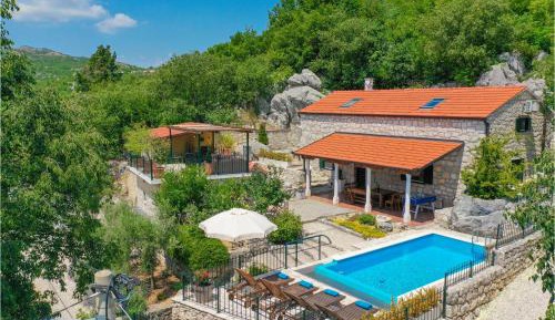 Two-Bedroom Holiday Home