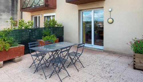 Apartment with Terrace
