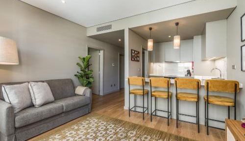 Deluxe Apartment