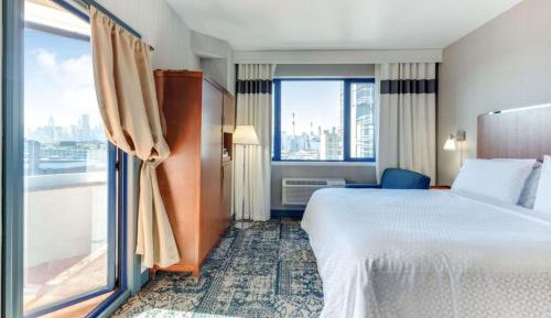 Balcony King Room with City View