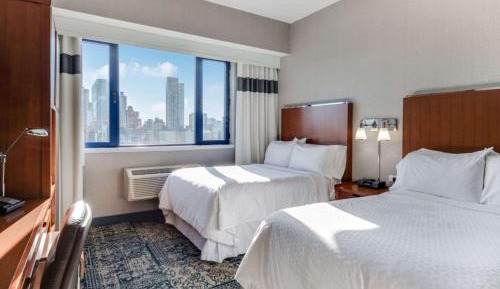 Double Room with Two Double Beds and City View - Non-Smoking