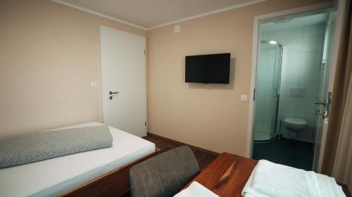 Single Room with Shower