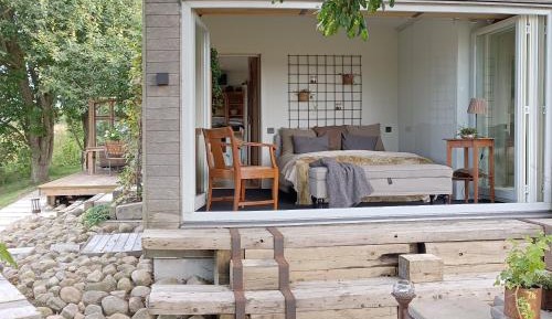One-Bedroom House