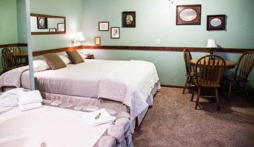 King Studio with Spa Bath