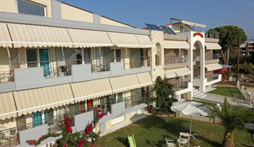 Double Room with Balcony (2 Adults + 1 Child)