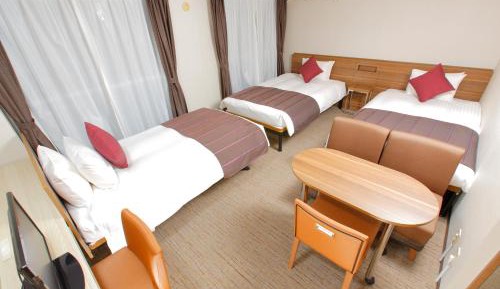 Deluxe Triple Room - Non-Smoking - House Keeping is Optional with Additional Cost