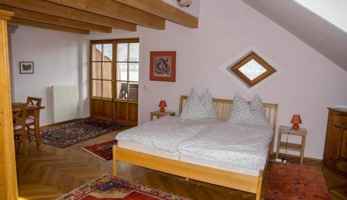 Suite with Lake View