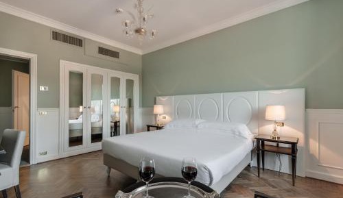 Premium Triple Room