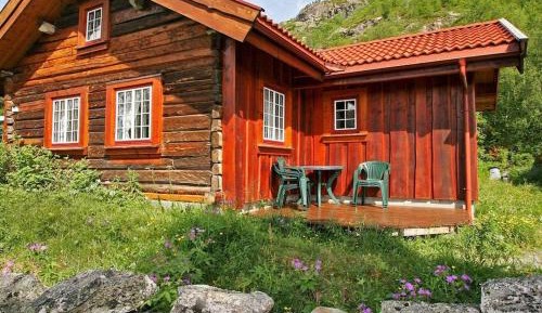 Two-Bedroom Holiday Home