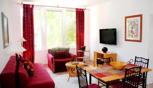 Apartment for 4-7 People with Sea View