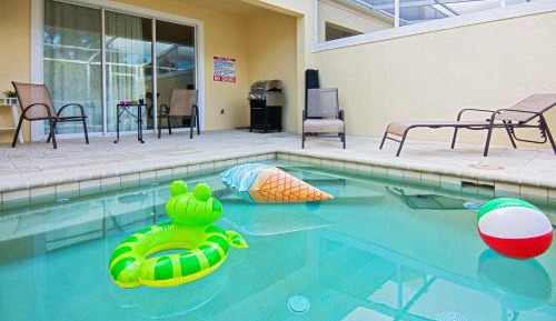 Three-Bedroom Townhouse