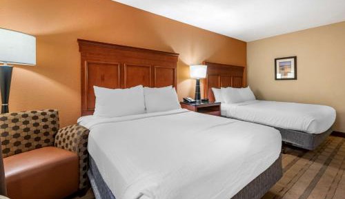 Queen Room with Two Queen Beds - Disability Access