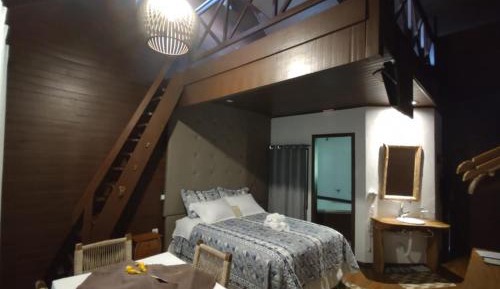 Deluxe Suite with Spa Bath