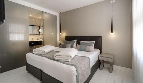 Suite with Balcony