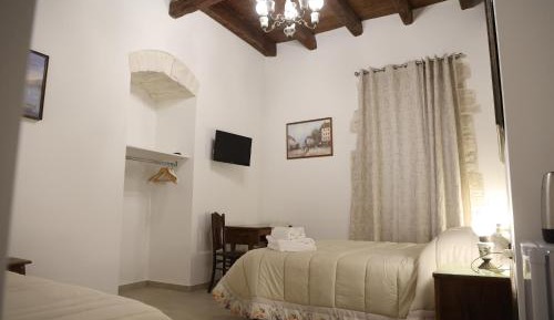 Comfort Triple Room