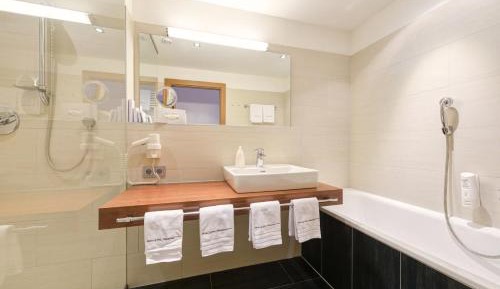 Suite (4 Adults)