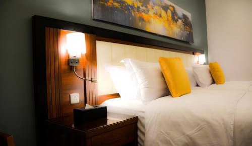Deluxe King Room