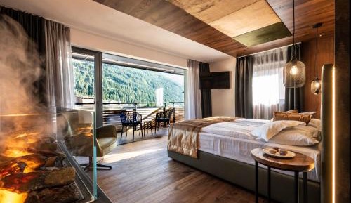 Suite with Sauna