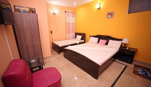 Standard Twin Room