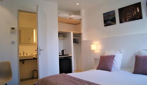 Standard Double or Twin Room Comfort